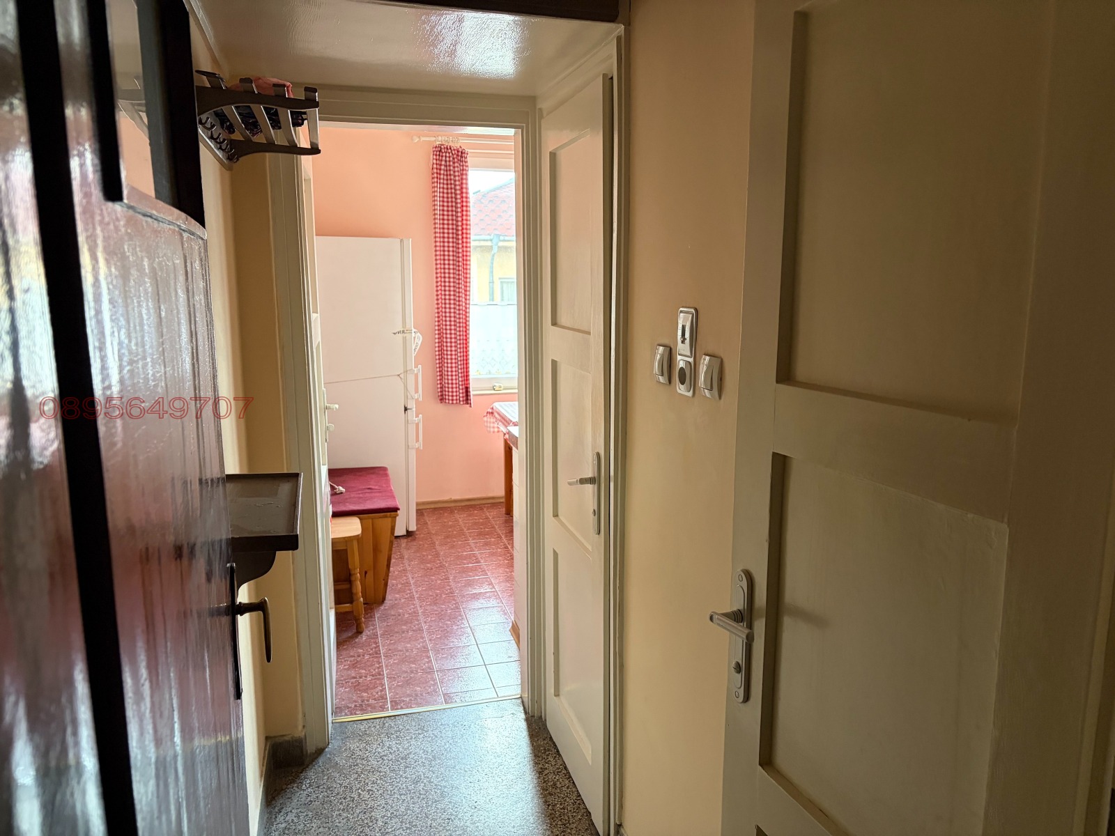 Дава под наем 3-СТАЕН, гр. София, Яворов, снимка 2 - Апартаменти - 54092449