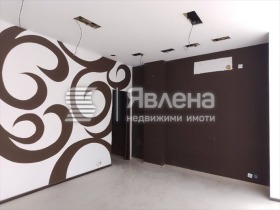 Магазин град Благоевград, Идеален център