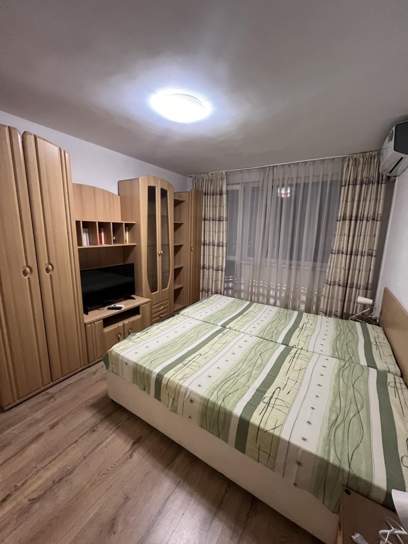 Zu vermieten  2 Schlafzimmer Warna , Zentar , 65 qm | 25760050 - Bild [6]