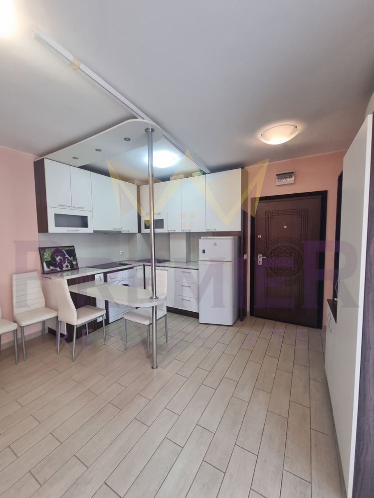 Kiadó  Stúdió Varna , Briz , 30 négyzetméter | 97265949