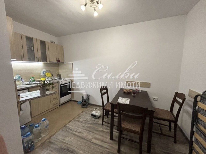 Дава под наем 1-СТАЕН, гр. Шумен, Център, снимка 4 - Апартаменти - 52602585