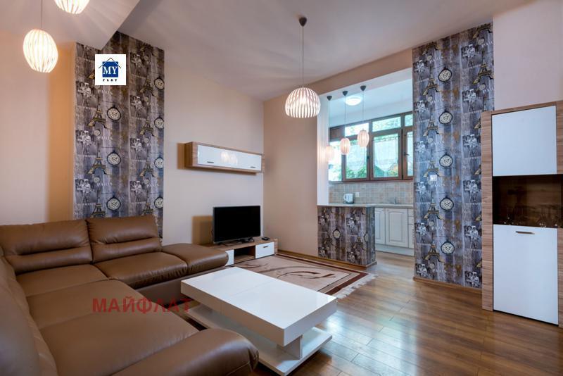 Te huur  3+ slaapkamer Burgas , Tsentar , 110 m² | 29978539