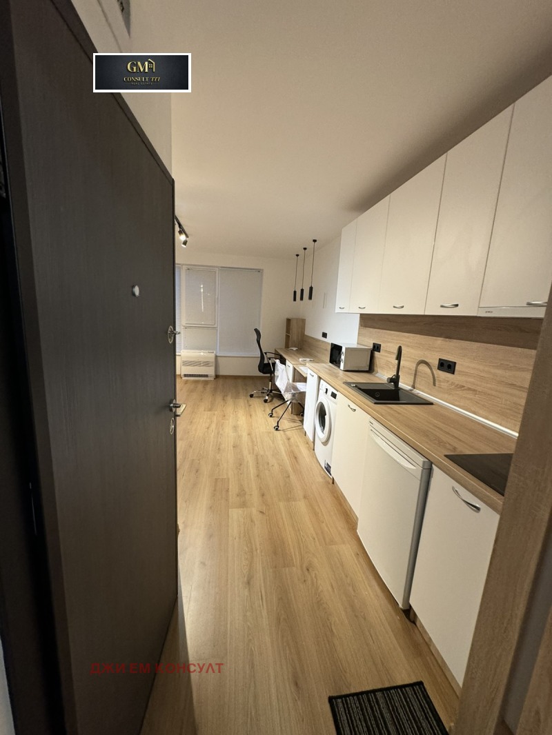 De inchiriat  Studio Pleven , Șiroc țentâr , 35 mp | 62767157