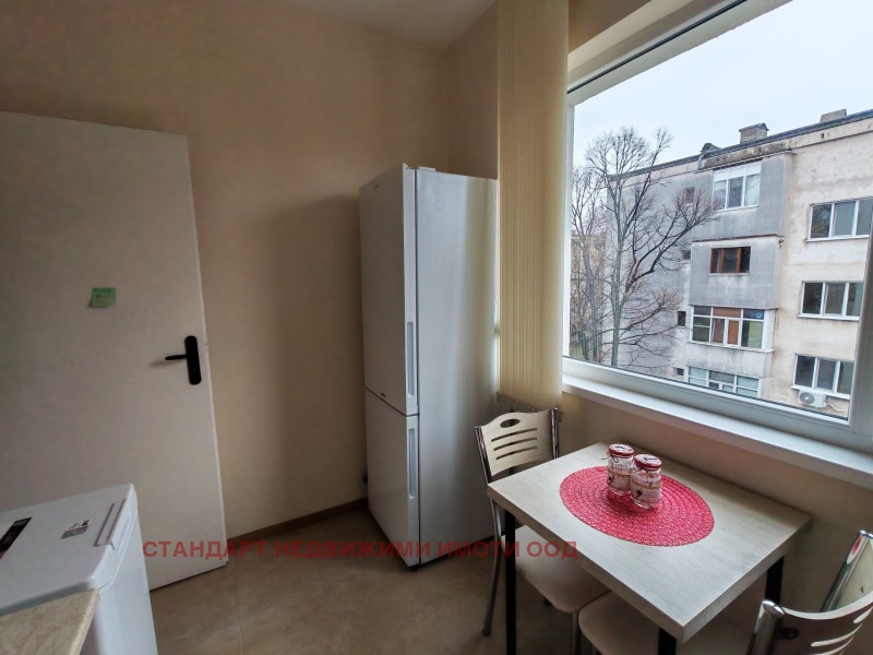 Дава под наем 2-СТАЕН, гр. Пловдив, Кючук Париж, снимка 3 - Апартаменти - 53030725