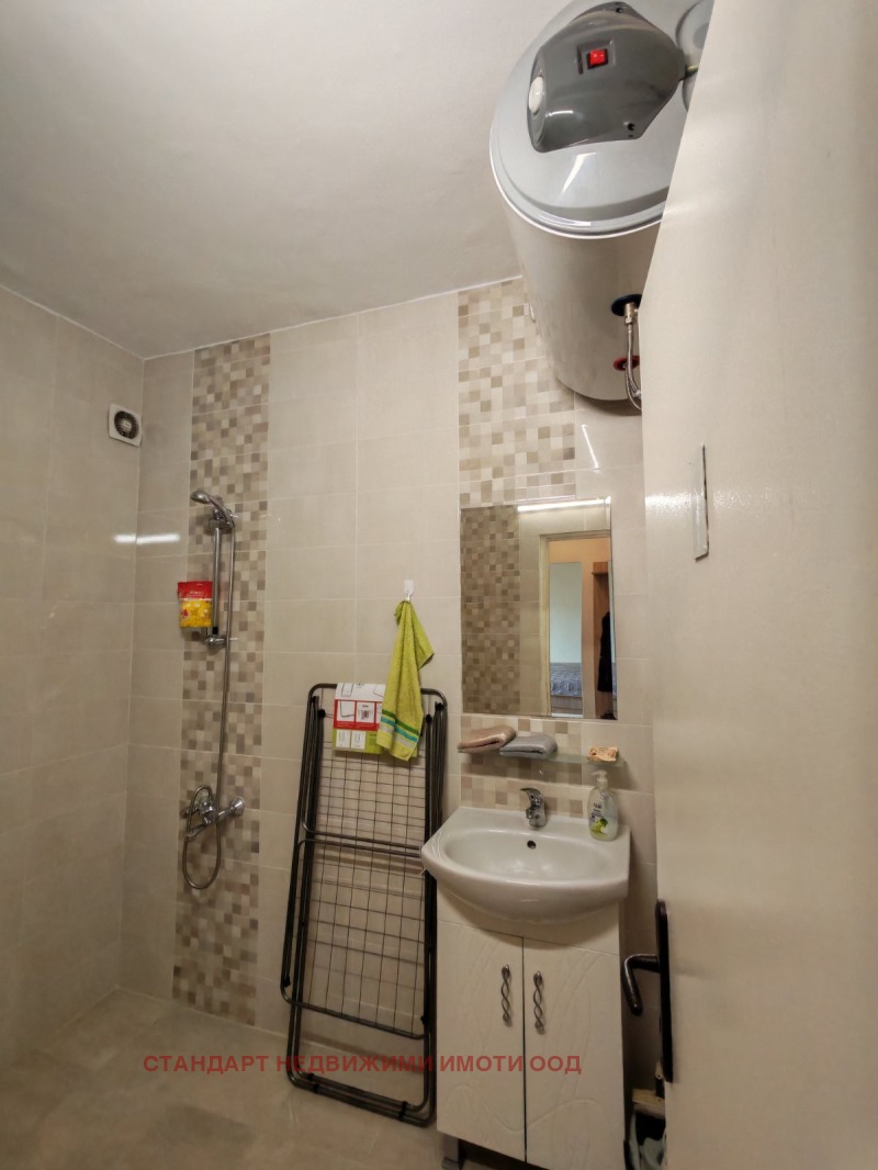 Дава под наем 2-СТАЕН, гр. Пловдив, Кючук Париж, снимка 12 - Апартаменти - 53030725