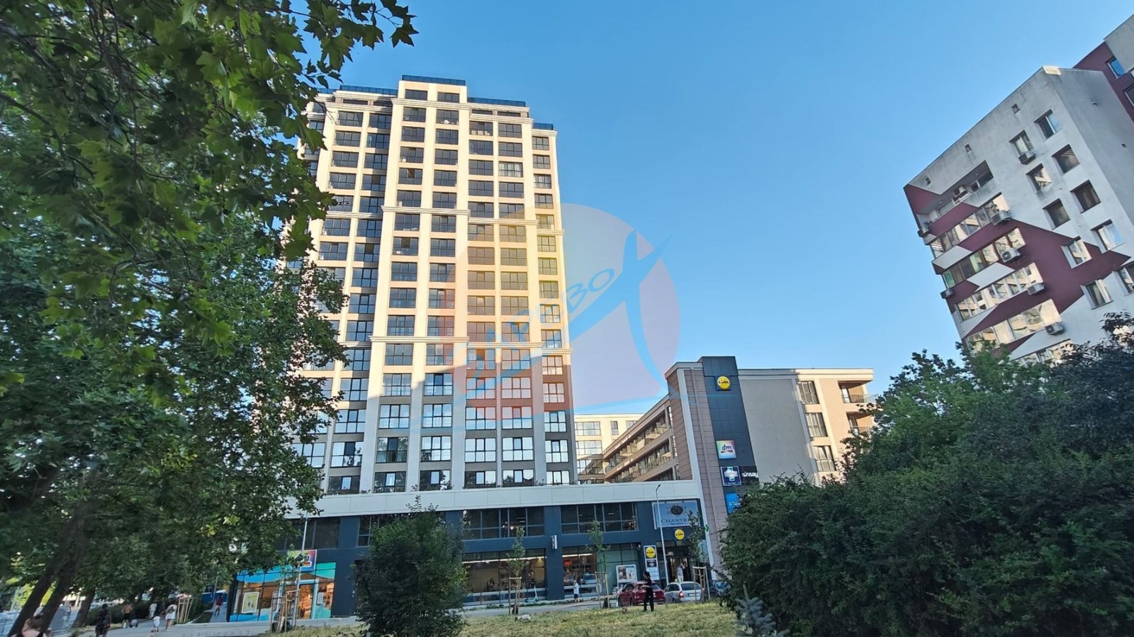 Дава под наем 1-СТАЕН, гр. Бургас, Център, снимка 2 - Апартаменти - 55841139