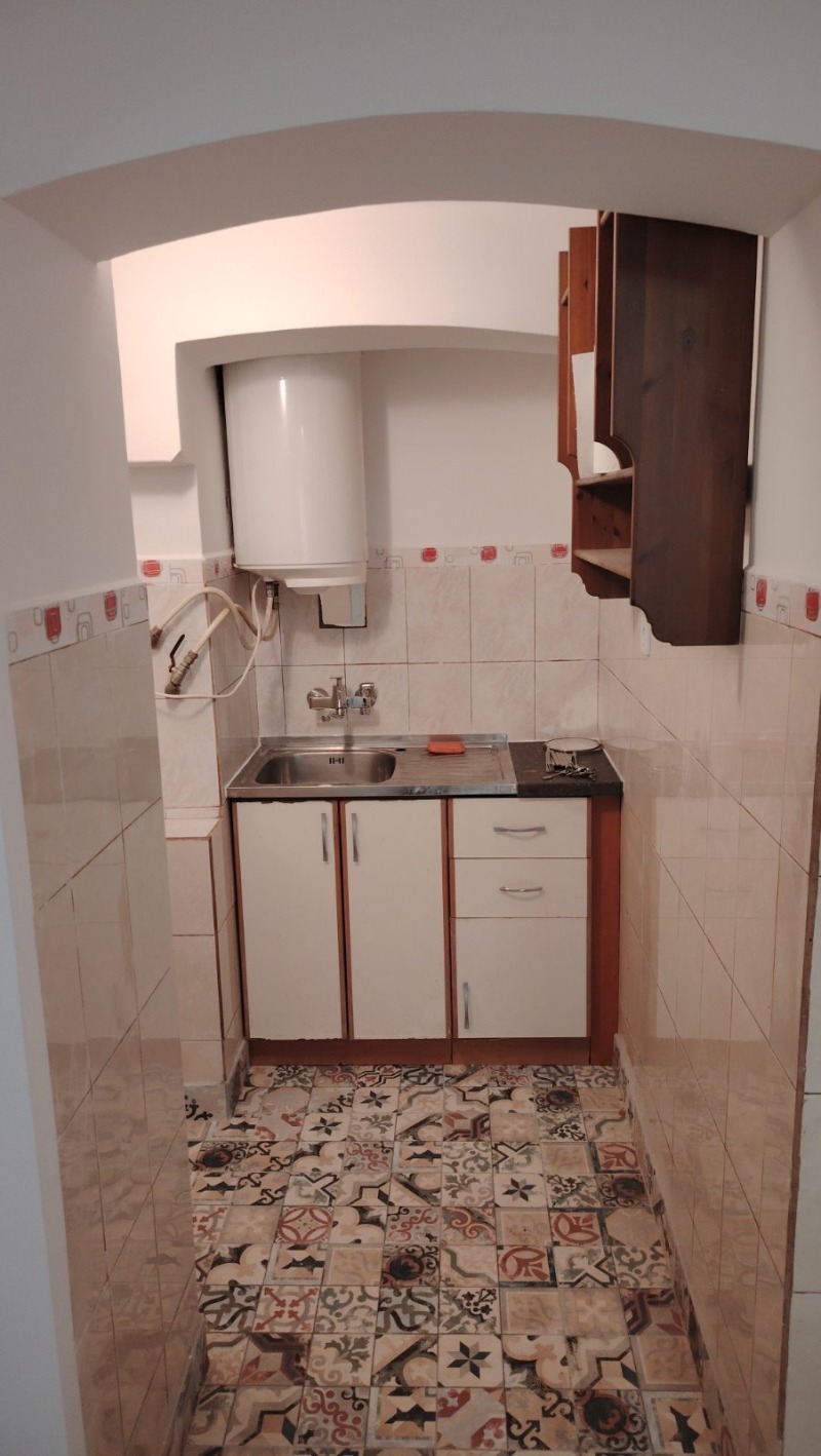 Дава под наем ОФИС, гр. София, Център