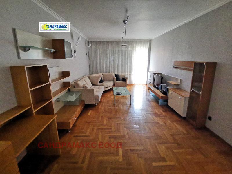 Дава под наем 3-СТАЕН, гр. София, Лозенец, снимка 2 - Апартаменти - 54348884