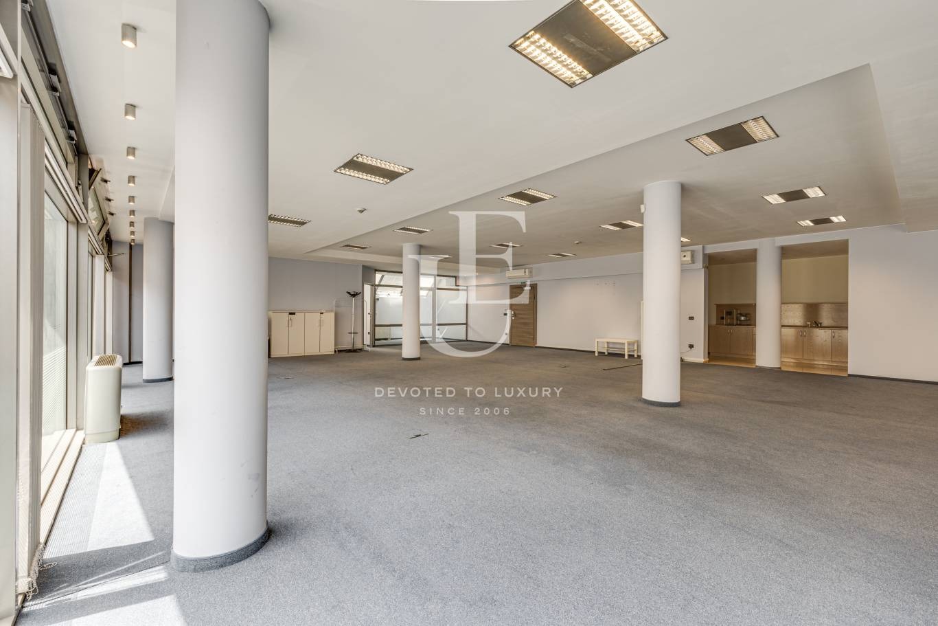 Дава под наем ОФИС, гр. София, Център, снимка 2 - Офиси - 53929180