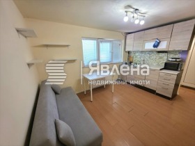 Studio Țentâr, Sofia