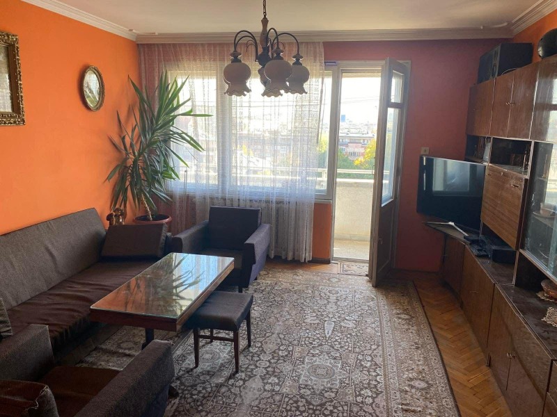 Дава под наем 3-СТАЕН, гр. София, Красно село, снимка 2 - Апартаменти - 53273701