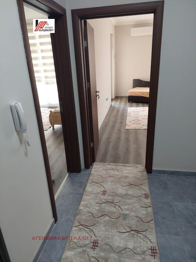 В оренду  1 спальня Кърджали , Център , 80 кв.м | 79228821