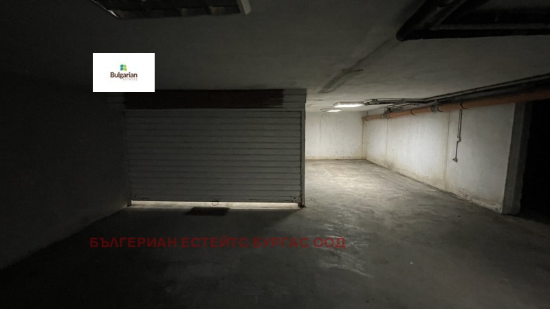 Дава под наем ГАРАЖ, ПАРКОМЯСТО, гр. Несебър, област Бургас, снимка 10 - Гаражи и паркоместа - 53086789
