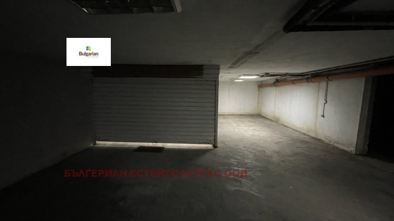 Дава под наем ГАРАЖ, ПАРКОМЯСТО, гр. Несебър, област Бургас, снимка 5 - Гаражи и паркоместа - 53086789