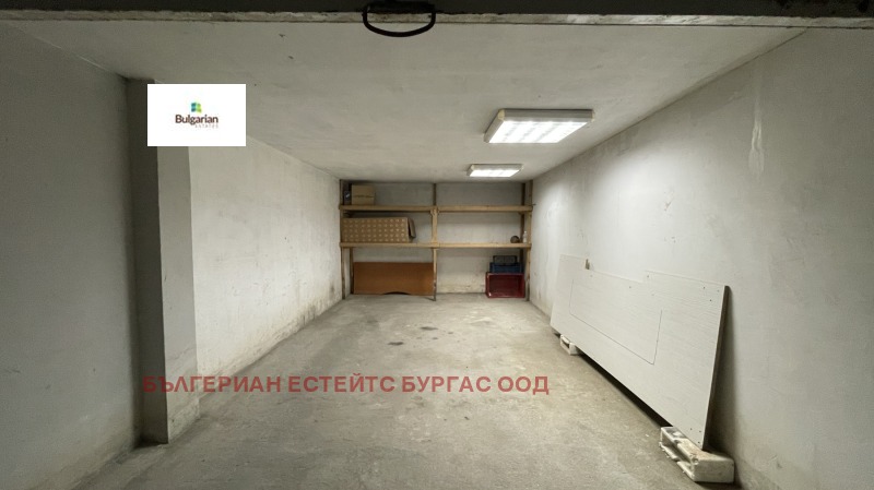 Дава под наем ГАРАЖ, ПАРКОМЯСТО, гр. Несебър, област Бургас, снимка 6 - Гаражи и паркоместа - 53086789