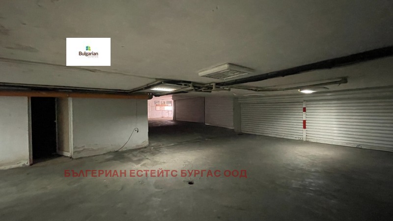 Дава под наем ГАРАЖ, ПАРКОМЯСТО, гр. Несебър, област Бургас, снимка 12 - Гаражи и паркоместа - 53086789