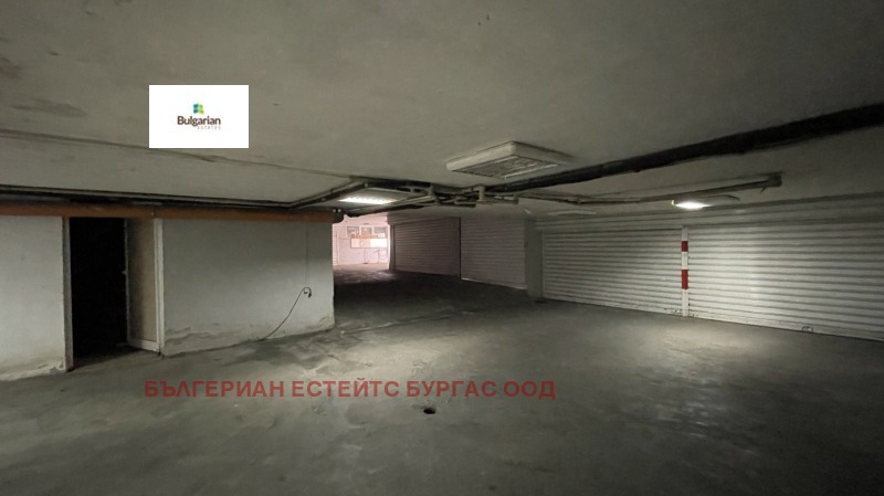 Дава под наем ГАРАЖ, ПАРКОМЯСТО, гр. Несебър, област Бургас, снимка 8 - Гаражи и паркоместа - 53086789