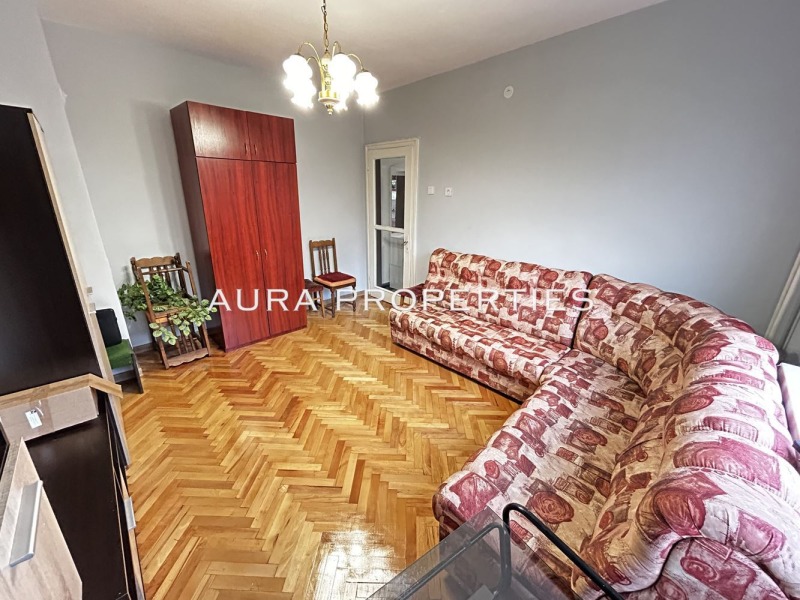 Kiadó  1 hálószoba Razgrad , Vazrazsdane , 70 négyzetméter | 68757960