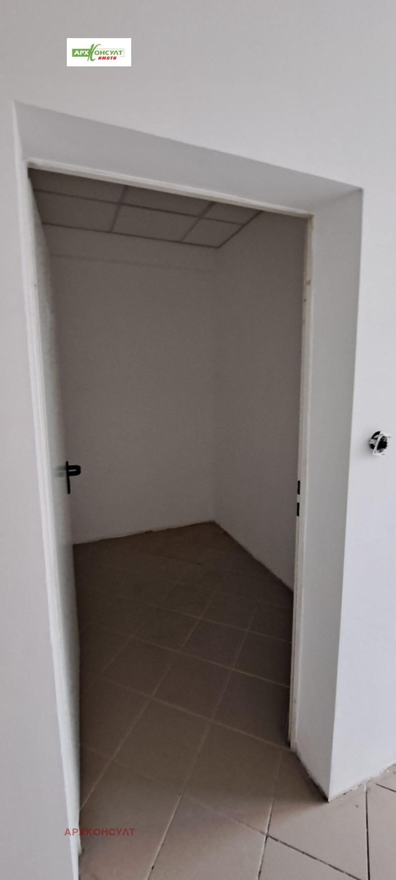 En renta  Oficina Sofia , Darvenitsa , 200 metros cuadrados | 60224571 - imagen [5]