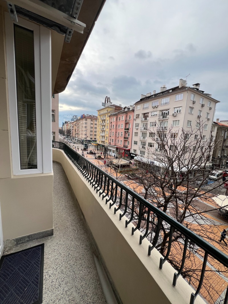 Дава под Наем 4-СТАЕН в град София, Център - 140 кв.м / 1 800 € » 3 520.49 лв., ИМОИНВЕСТ-ЛУКС ИМОТИ ООД