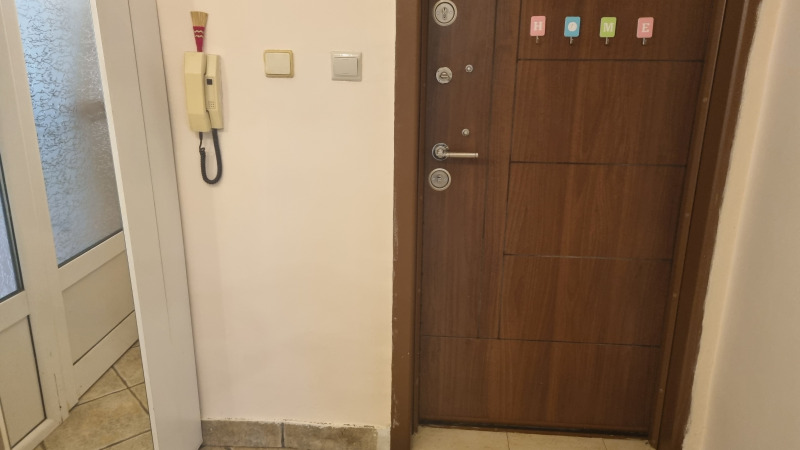 Da affittare  3 camere da letto Sofia , Mladost 4 , 100 mq | 28649557 - Immagine [4]