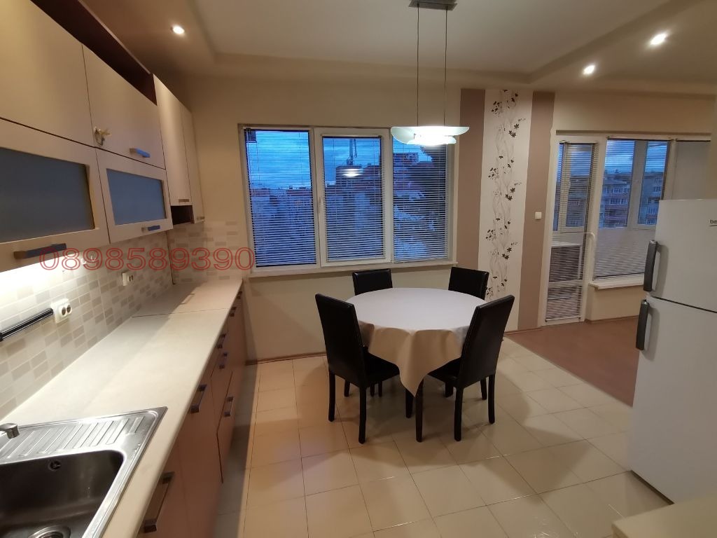 Дава под наем 3-СТАЕН, гр. Пловдив, Кючук Париж, снимка 6 - Апартаменти - 53695417