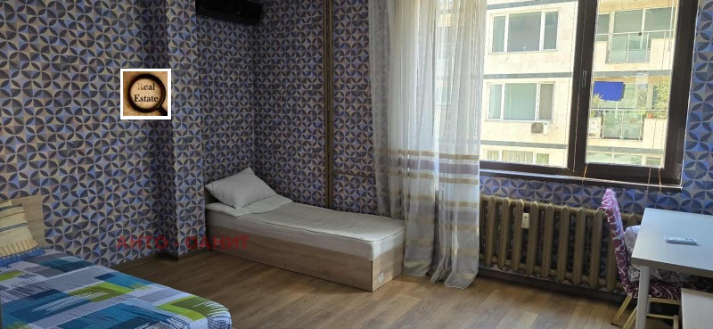 Издаје се  2 спаваће собе Софија , Центар , 108 м2 | 94732290 - слика [8]