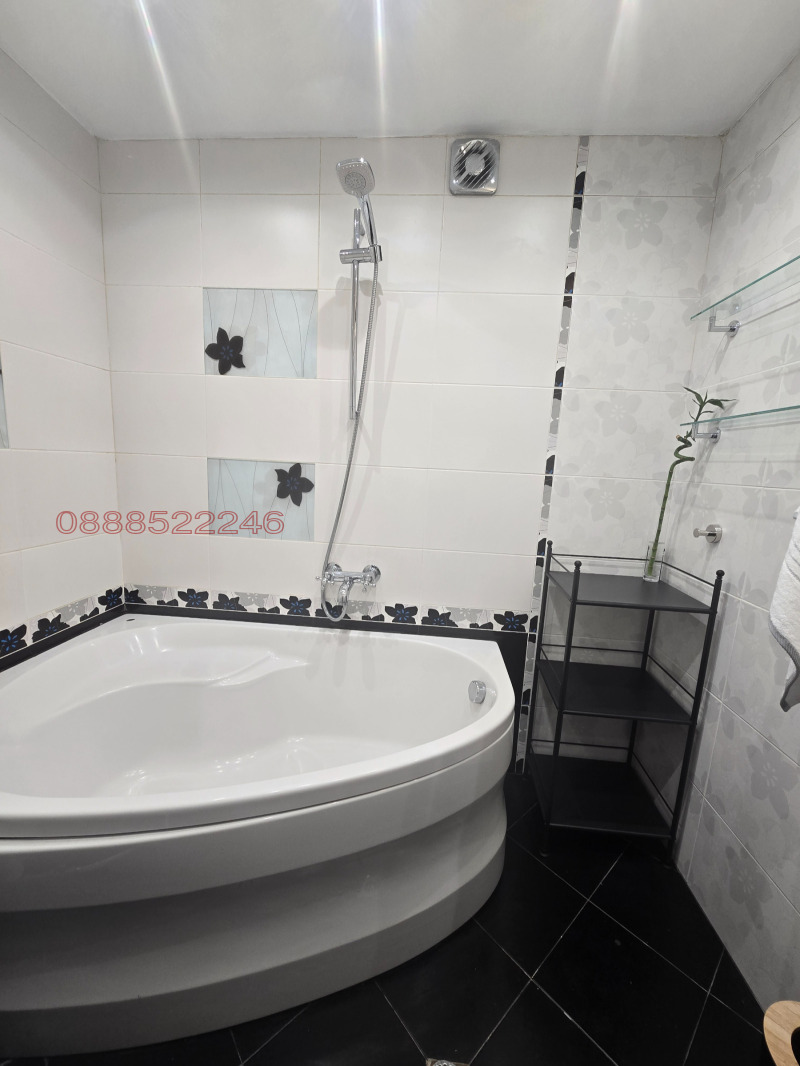 Дава под наем 3-СТАЕН, гр. София, Лозенец, снимка 5 - Апартаменти - 52602670