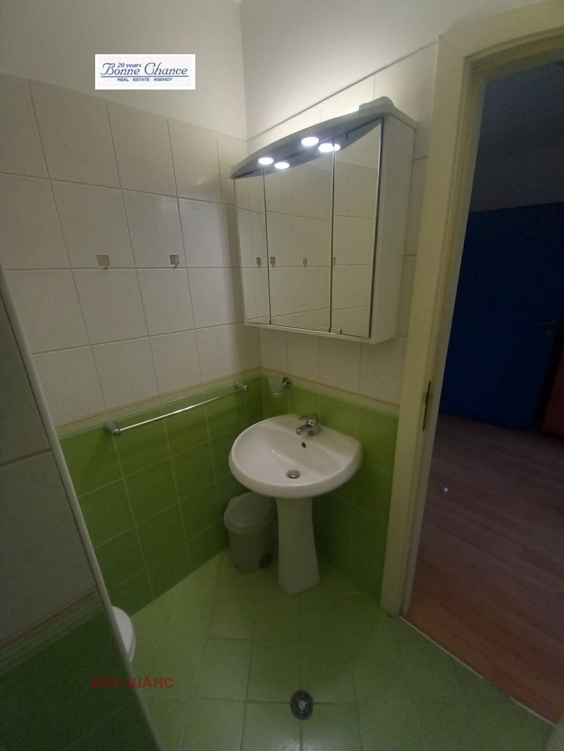 Дава под наем 2-СТАЕН, гр. София, Център, снимка 11 - Апартаменти - 52770016