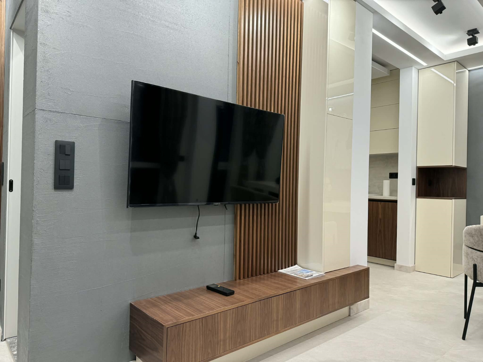 Дава под наем 2-СТАЕН, гр. София, Кръстова вада, снимка 2 - Апартаменти - 53637665