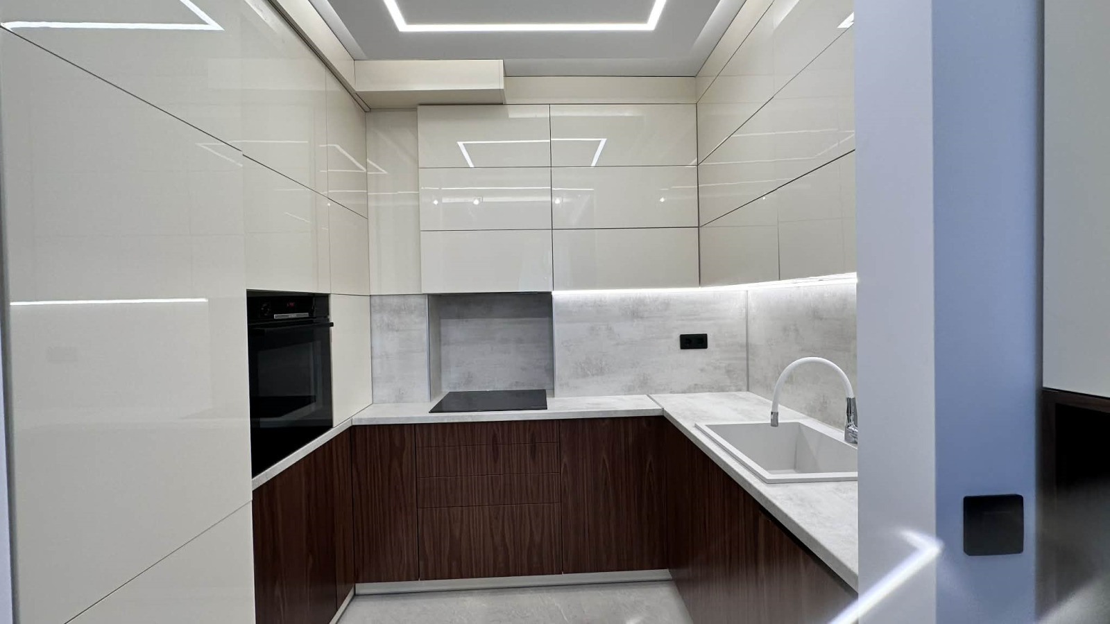 Дава под наем 2-СТАЕН, гр. София, Кръстова вада, снимка 6 - Апартаменти - 53637665