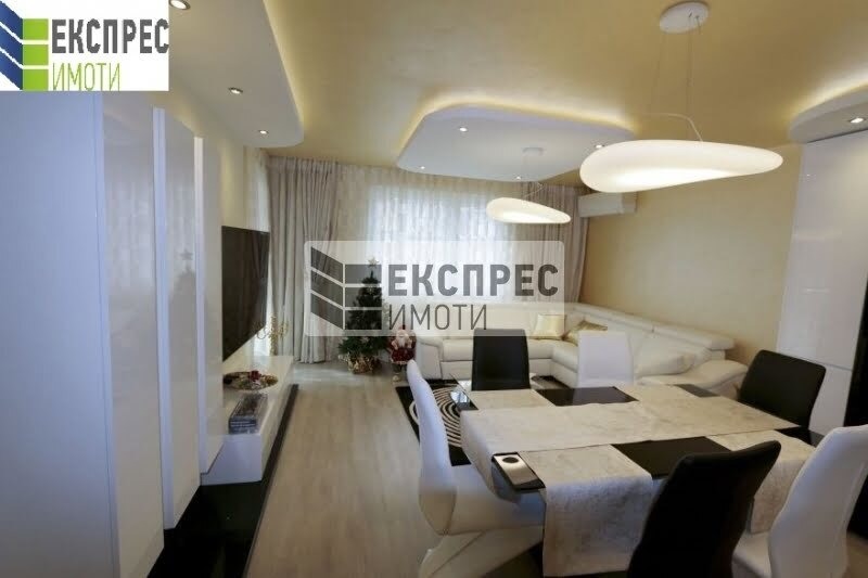 Дава под наем 3-СТАЕН, гр. София, Център, снимка 2 - Апартаменти - 53202611