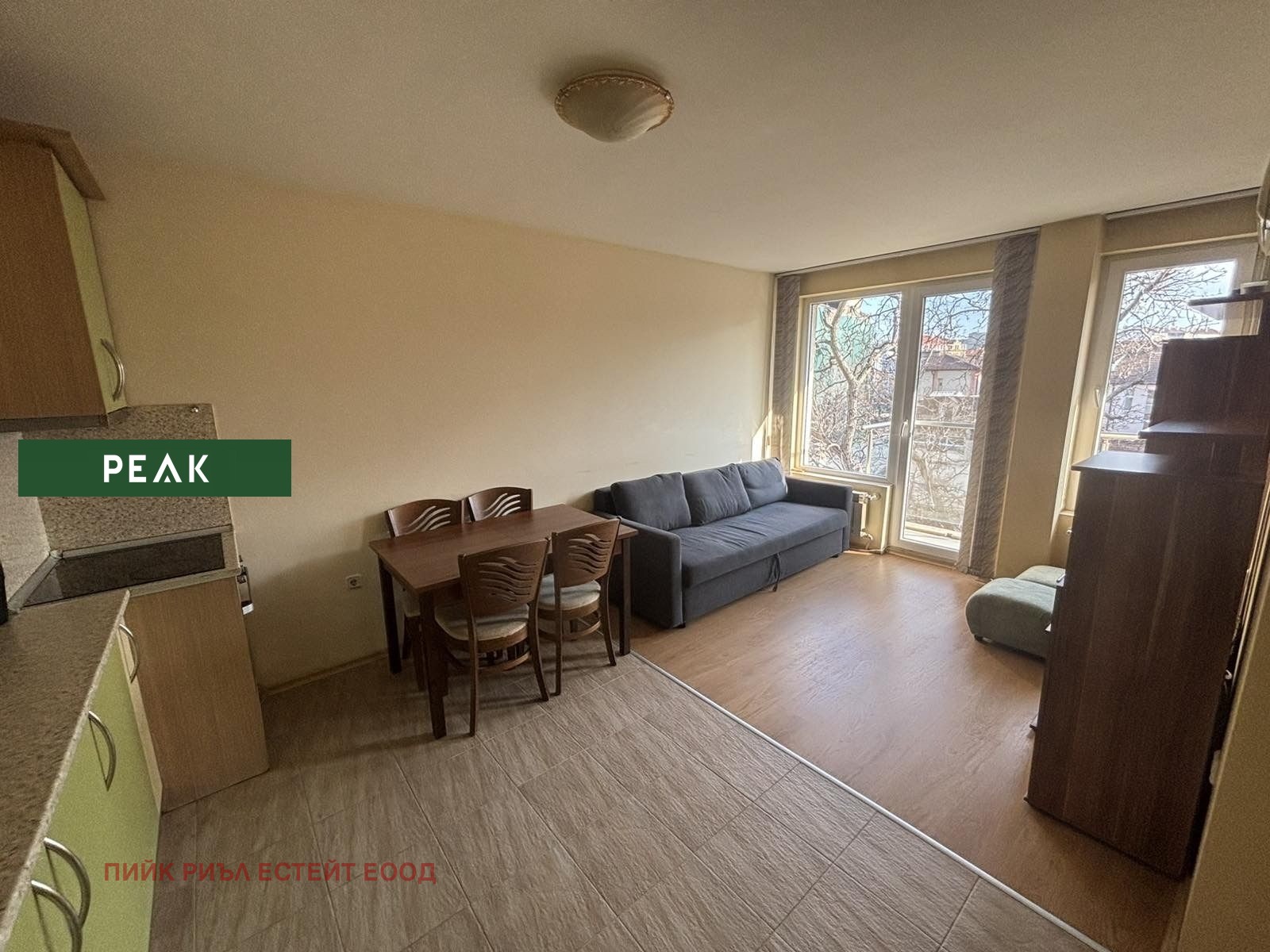 Дава под наем 3-СТАЕН, гр. София, Център