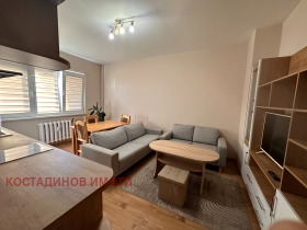 2 chambres Izgrev, Plovdiv 1