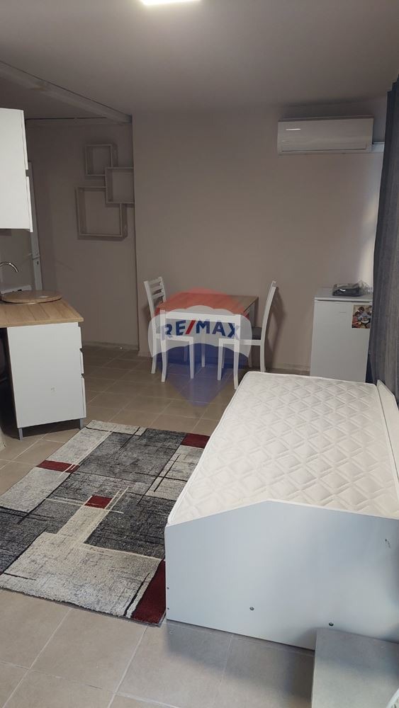 Zu vermieten  Studio Warna , Pogrebi , 26 qm | 76572619 - Bild [3]