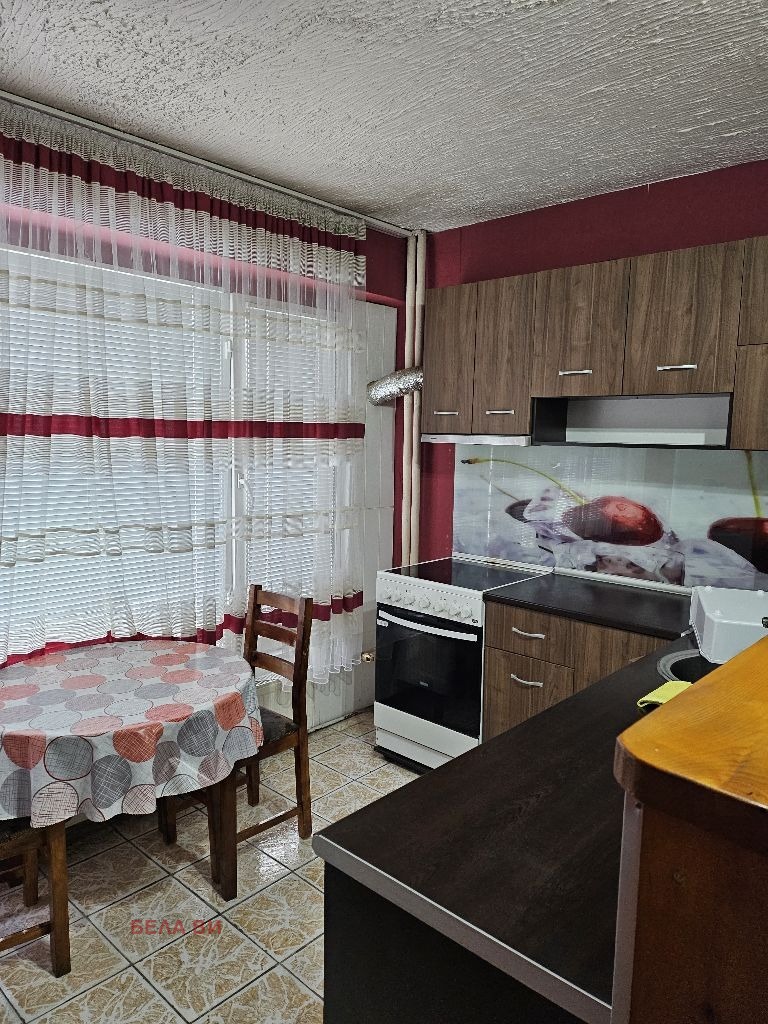 Da affittare  Studio Pernik , Iztok , 68 mq | 70662694 - Immagine [12]