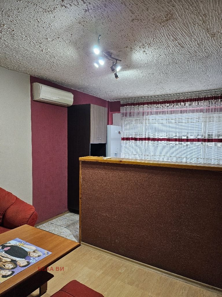 Da affittare  Studio Pernik , Iztok , 68 mq | 70662694 - Immagine [11]