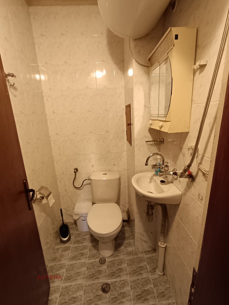 Zu vermieten  1 Schlafzimmer Sofia , Geo Milew , 88 qm | 13753766 - Bild [8]