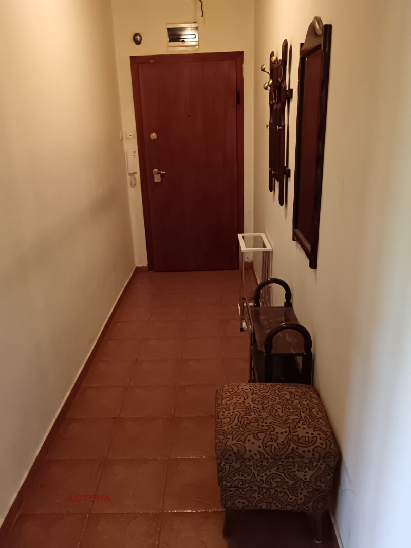 Zu vermieten  1 Schlafzimmer Sofia , Geo Milew , 88 qm | 13753766 - Bild [13]