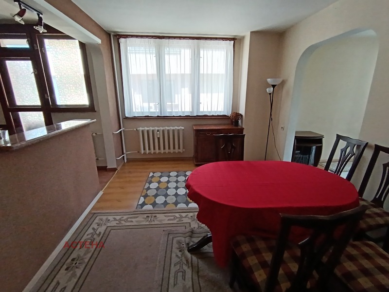 Zu vermieten  1 Schlafzimmer Sofia , Geo Milew , 88 qm | 13753766 - Bild [3]