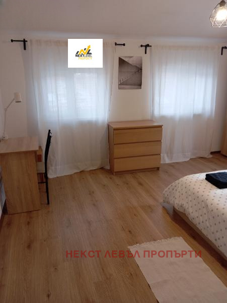 Дава под наем 2-СТАЕН, гр. София, Център, снимка 4 - Апартаменти - 54448405