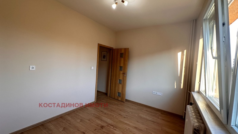 Para alugar  2 quartos Plovdiv , Izgrev , 70 m² | 63576700 - imagem [14]