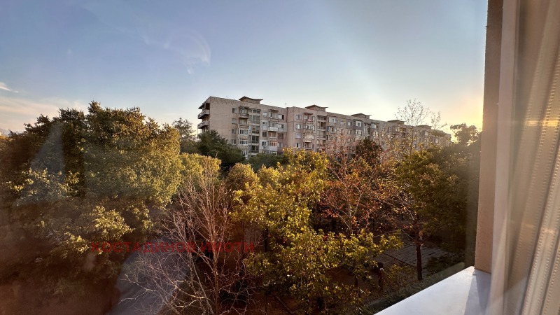 De inchiriat  2 dormitoare Plovdiv , Izgrev , 70 mp | 63576700 - imagine [13]