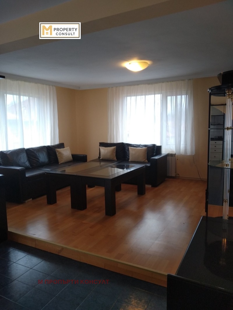 Под наем 3-СТАЕН, град Плевен, Широк център • 1500 € • 88639086 — Holmes.bg