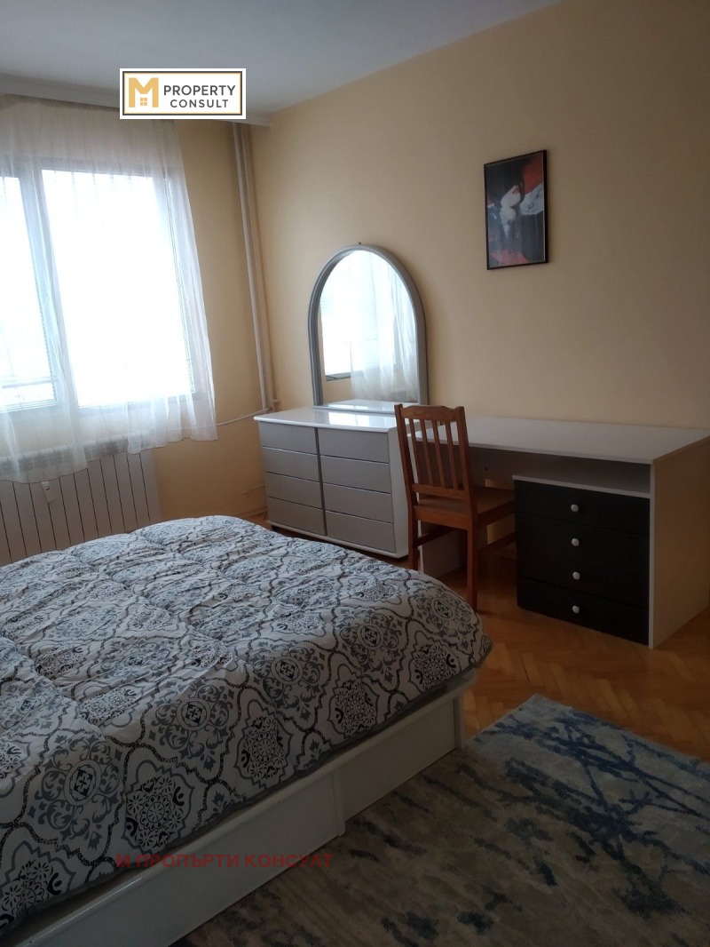 Дава под наем 4-СТАЕН, гр. Плевен, Широк център, снимка 8 - Апартаменти - 52073299