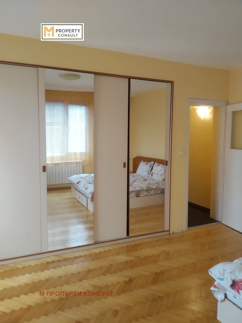 Дава под наем 4-СТАЕН, гр. Плевен, Широк център, снимка 10 - Апартаменти - 52073299