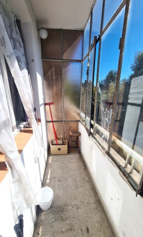 Στούντιο Λοζενετσ, Σοφηια 7