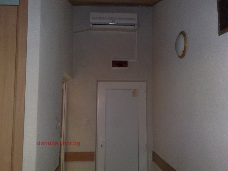Para alugar  Sala Ruse , Drujba 3 , 25 m² | 31308762 - imagem [4]