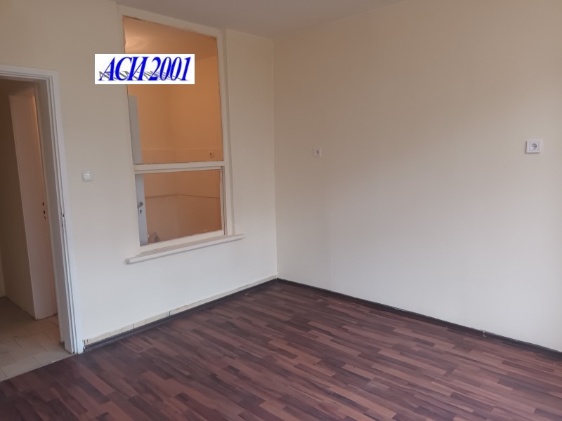 Дава под наем 1-СТАЕН, гр. София, Център