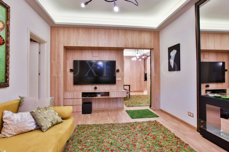 Дава под наем 3-СТАЕН, гр. София, Лозенец, снимка 4 - Апартаменти - 53209379